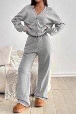 Women's Sweatshirt & Pants Set