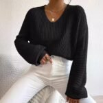 Women's V-Neck Pullover Sweater - 图片 2
